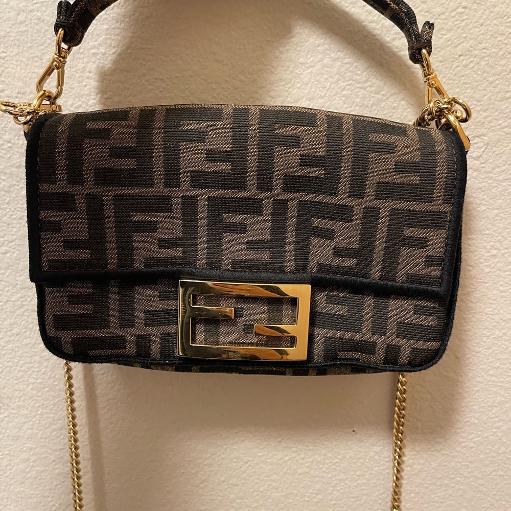 Fendi Baguette